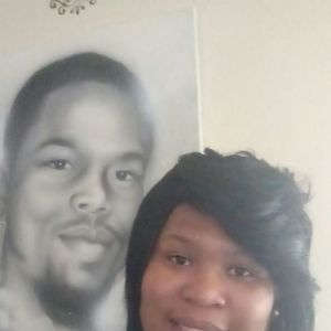 Meet your Posher, Sheena